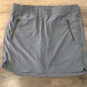 Athleta grey skirt size medium women’s